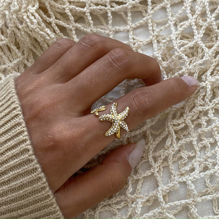 STAR CYRSTAL RING