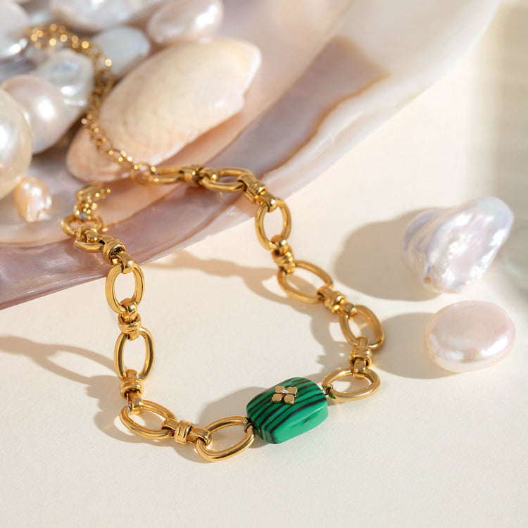 EMERALD STAR BRACELET