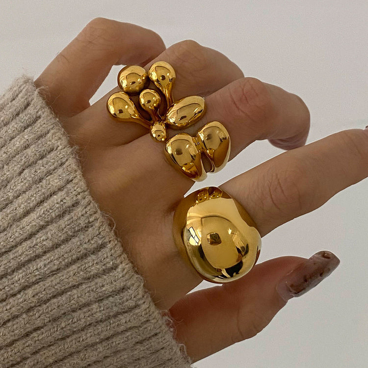 CHUNKY GOLD RING