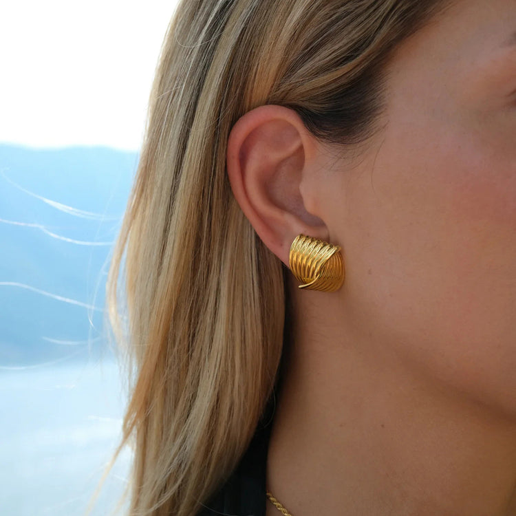 S GOLD EARRINGS