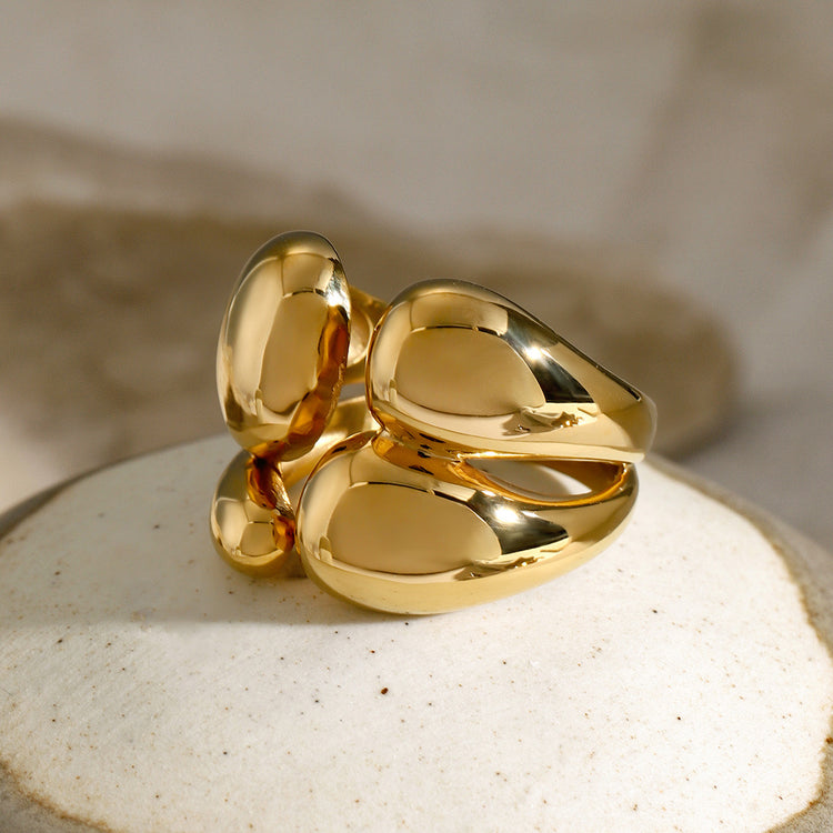 CHUNKY GOLD RING