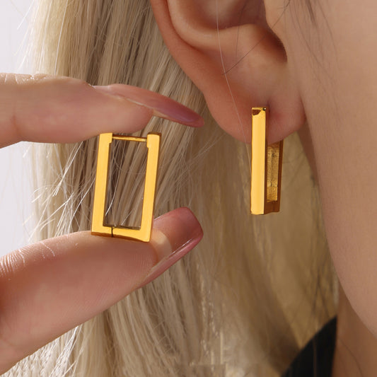 RECTANGULAR GOLD EARRINGS