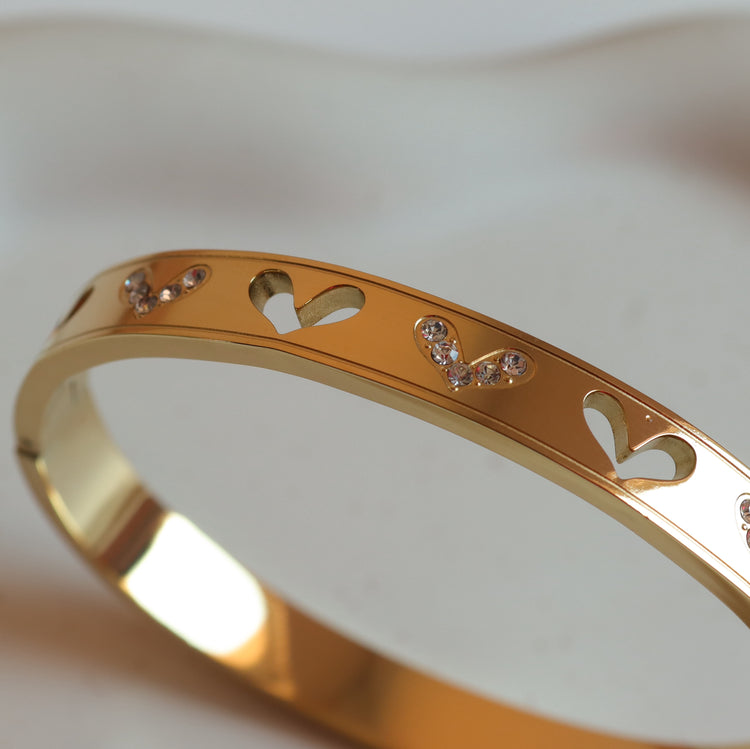 HEART GOLD BANGLE MULTI HEARTS