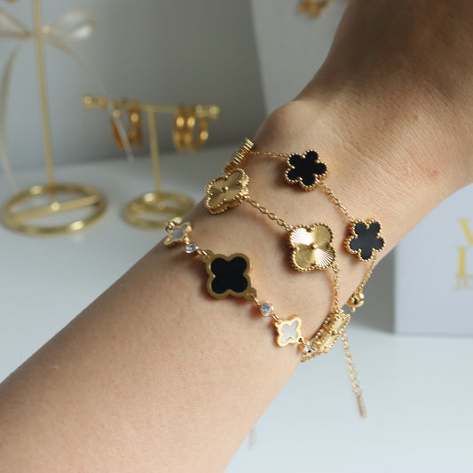 CRYSTAL FLOWER BRACELET