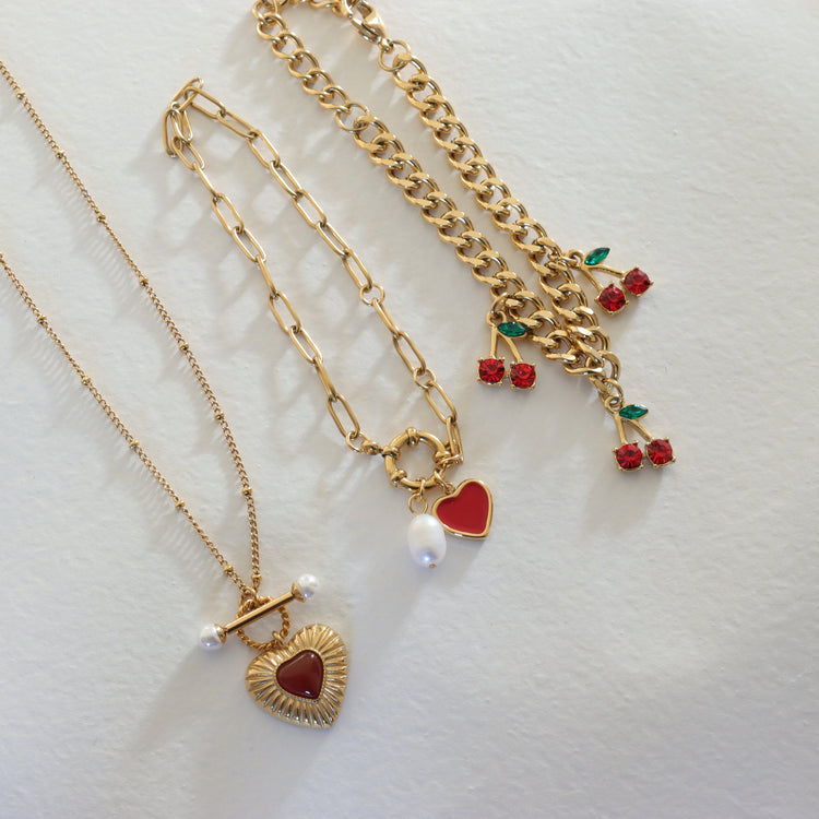 RED HEART NECKLACE