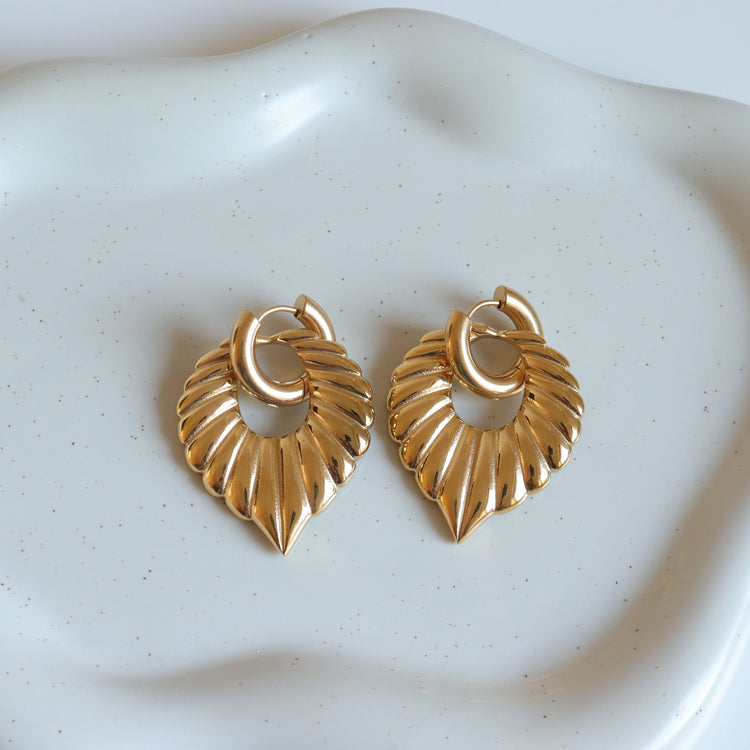 HEART GOLD EARRINGS