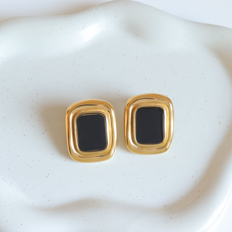 BLACK FRAME EARRINGS