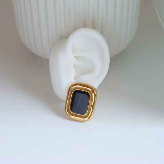 BLACK FRAME EARRINGS