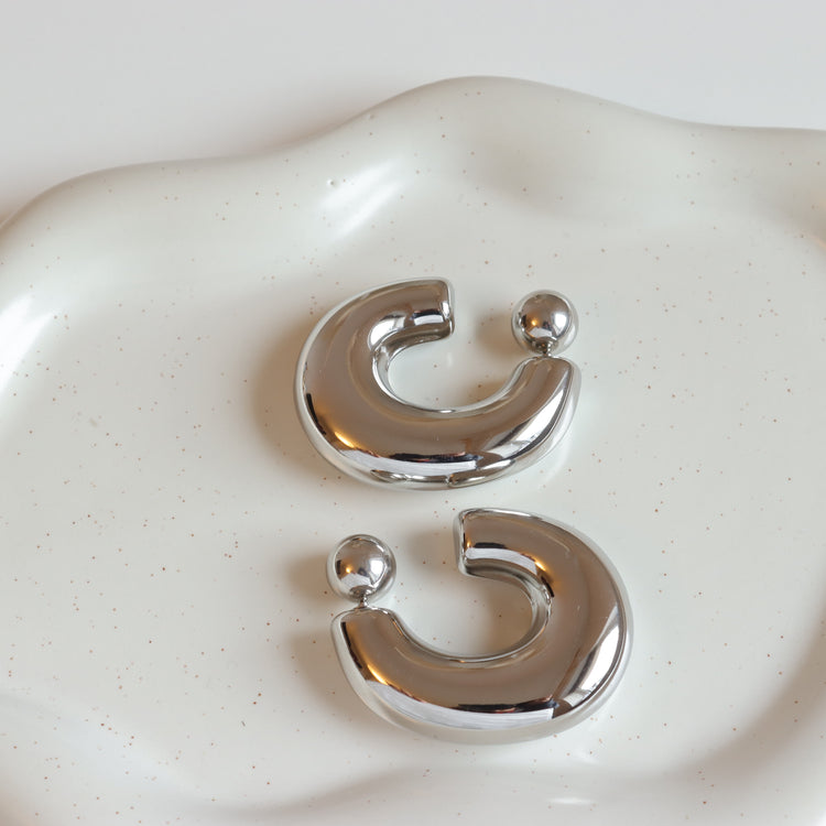 CHUNKY SILVER EARRINGS