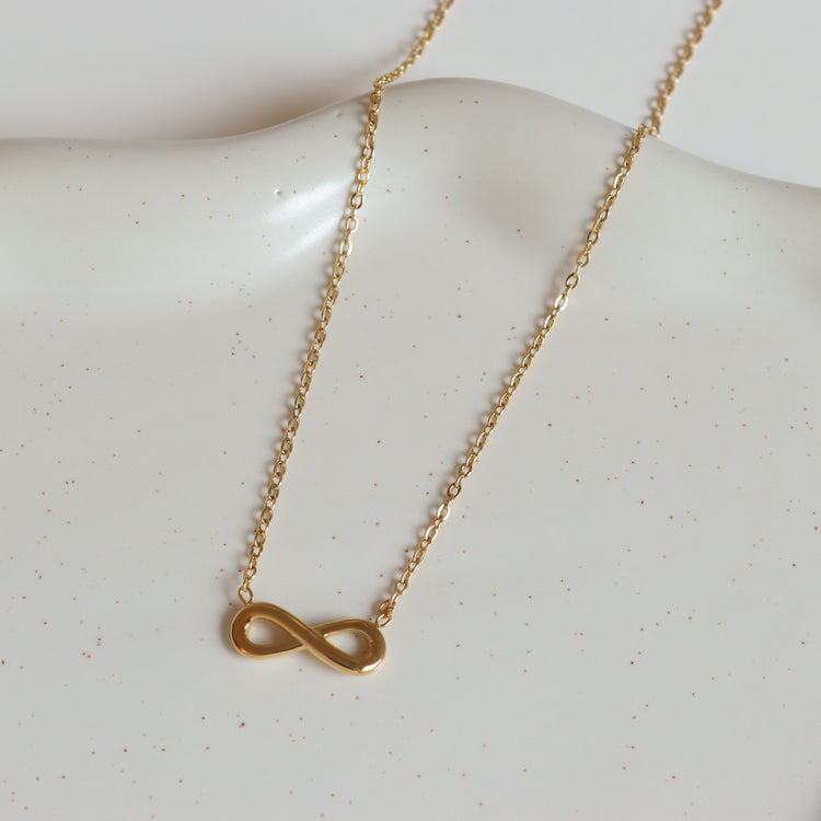 INFINITY GOLD NECKLACE