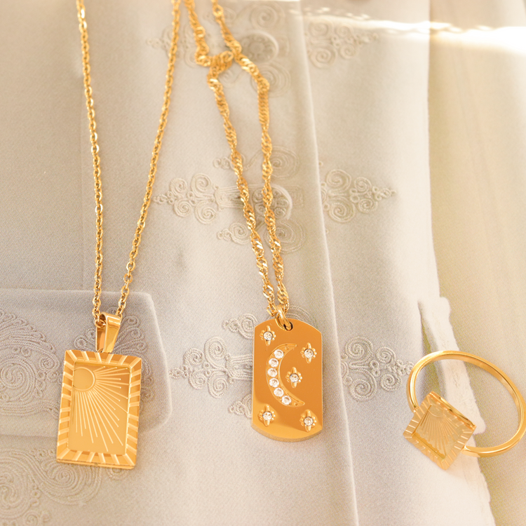 SUN RADIANT NECKLACE