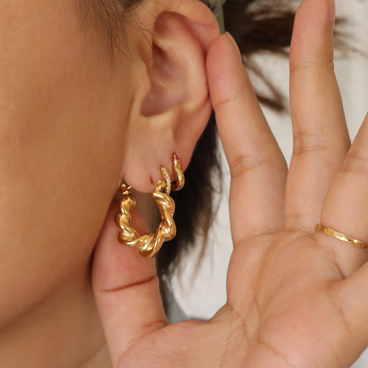 CROISSANT TWIST EARRINGS