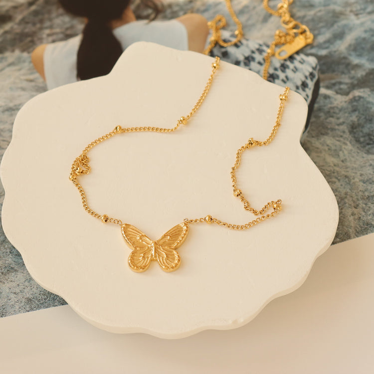 BUTTERFLY BEAUTY NECKLACE*